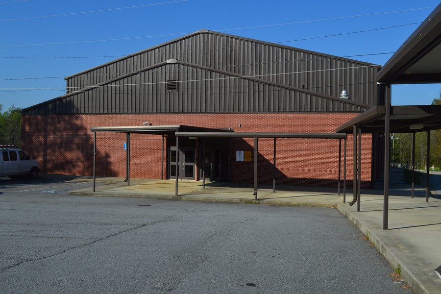 002-2015 - Whitesburg Elementary School Gym.jpg